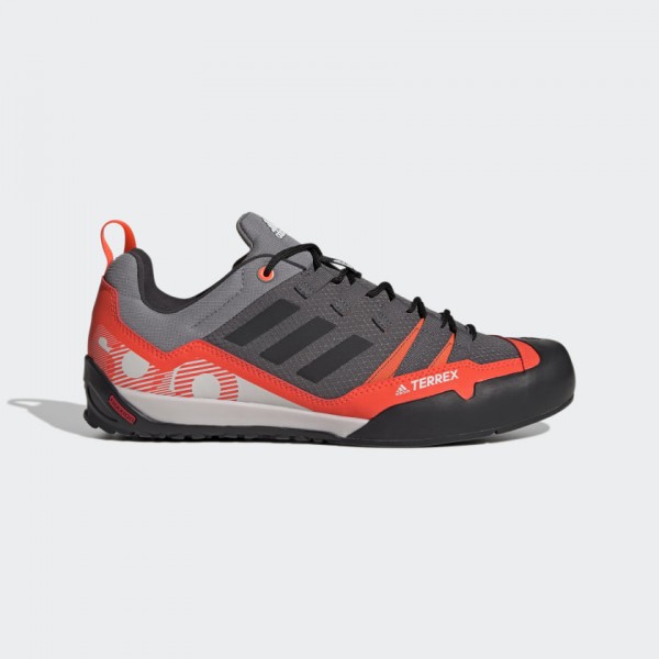Adidas Swift Solo 2